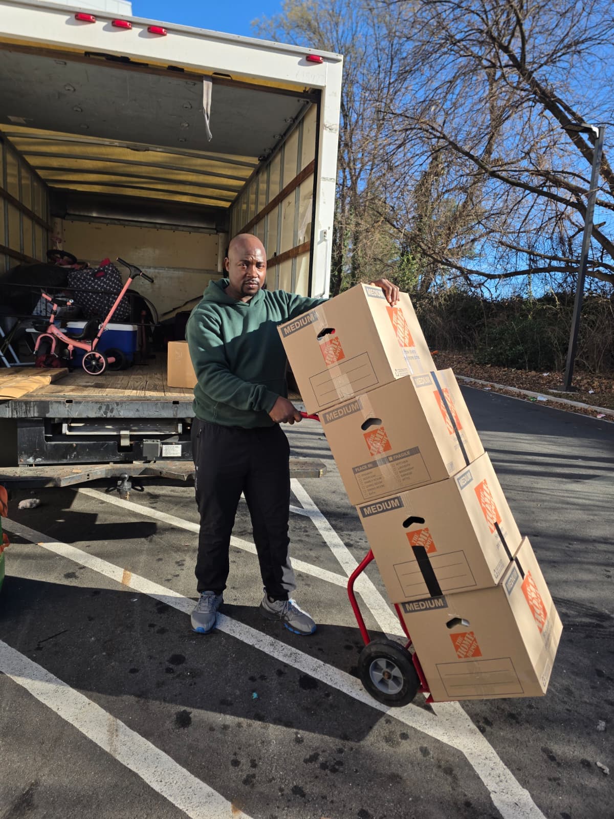 Elvisco Moving Gallery